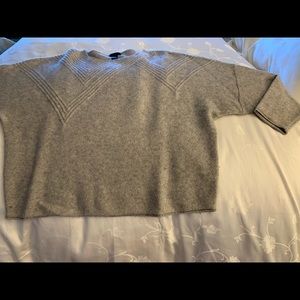 Trendy heather gray cashmere/wool sweater. Size M